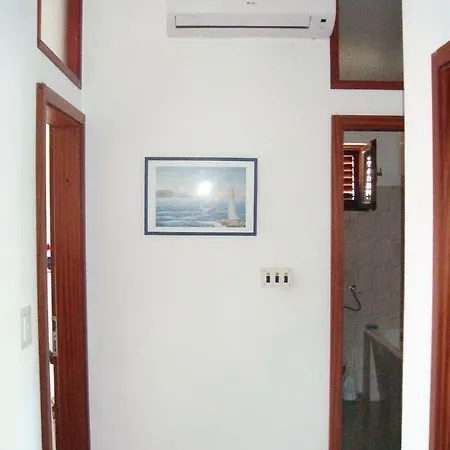 Apartments With A Parking Space Mirca, Brac - 2841 San Pietro di Brazza